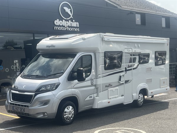 Elddis Majestic 196